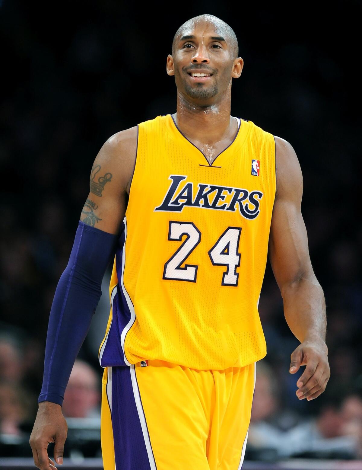 Kobe clearance number lakers